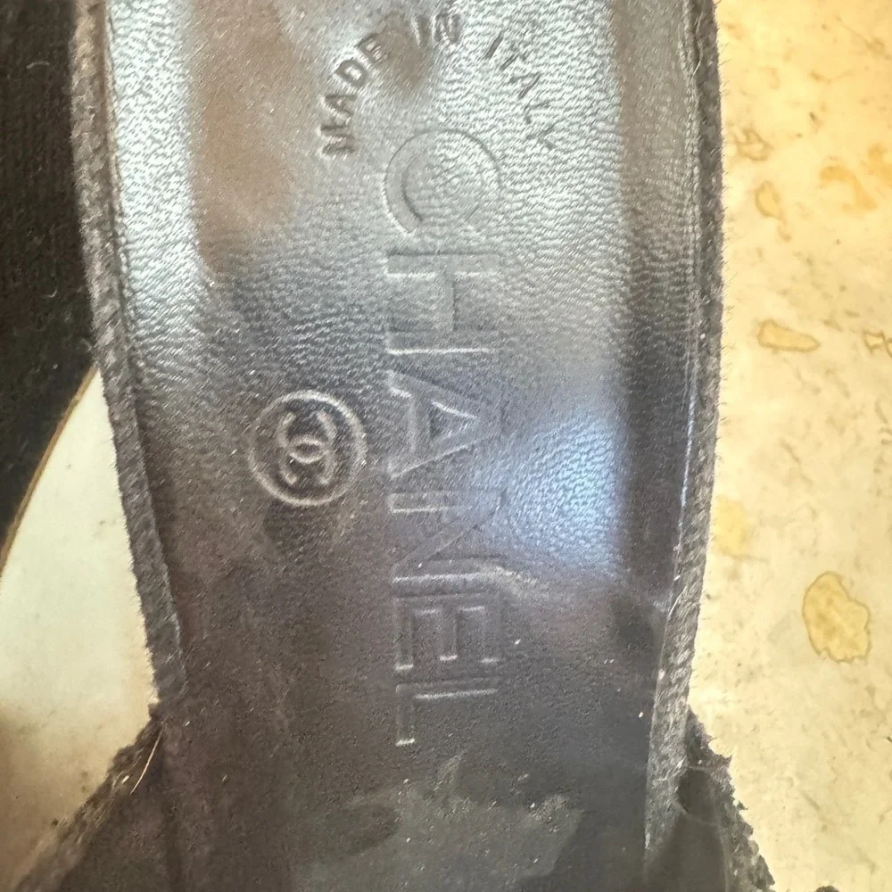 Chanel Black Women's platform Shoes with Gold Accent Size 8